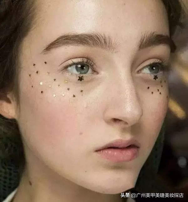 广州化妆美甲培训教程,美甲美妆培训佛山哪里好