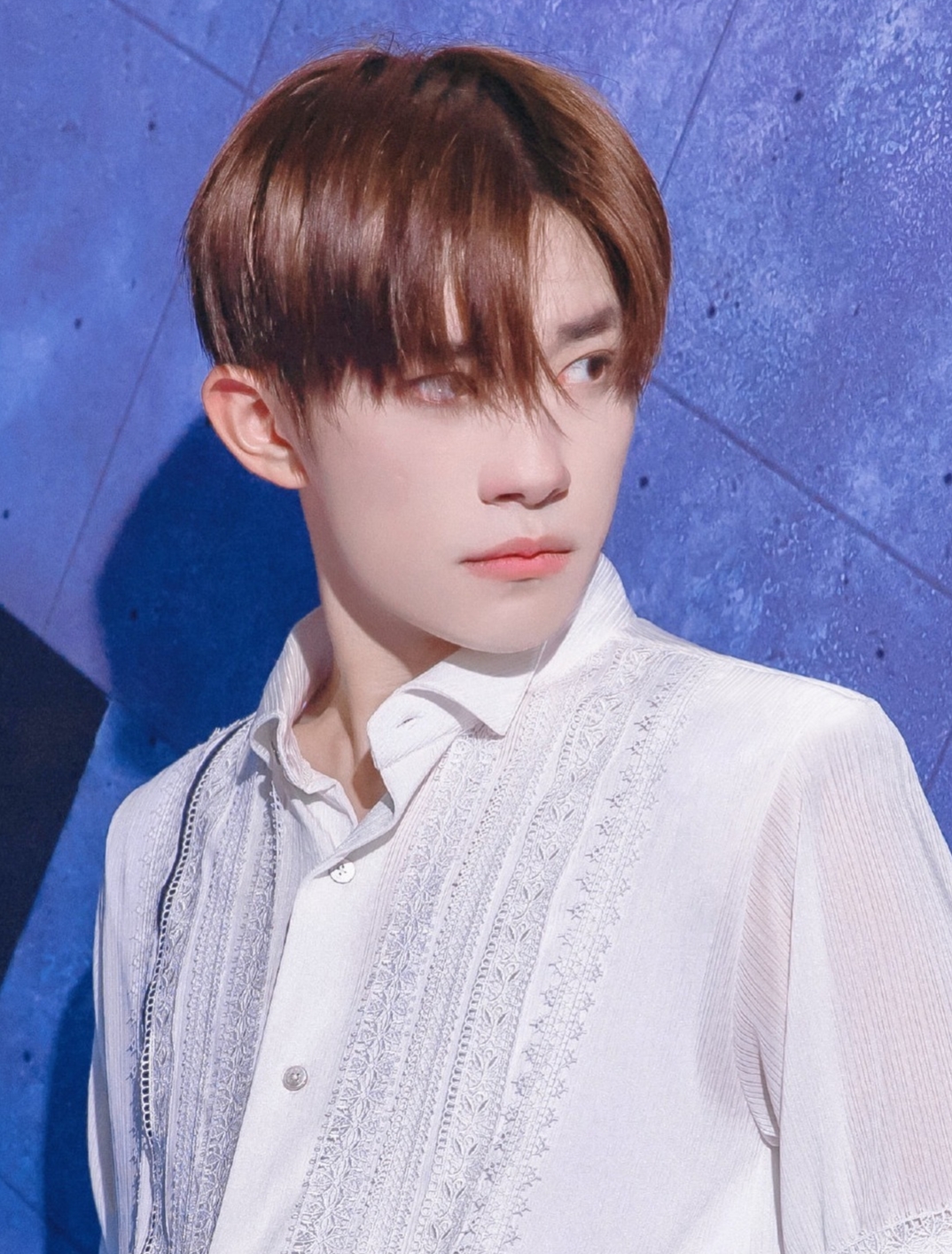 高冷霸气的易烊千玺,易烊千玺颜值即正义