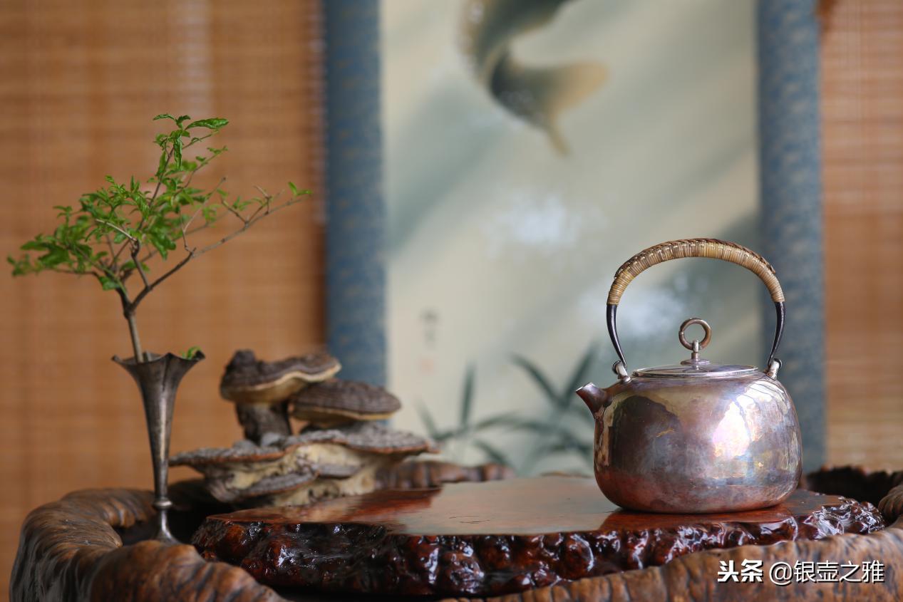 一雨成冬，煮茶论银壶前世今生