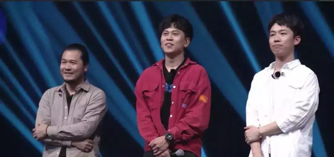 「真实故事」九连真人的爆红：多亏广场舞，他们才得以坚持音乐梦想