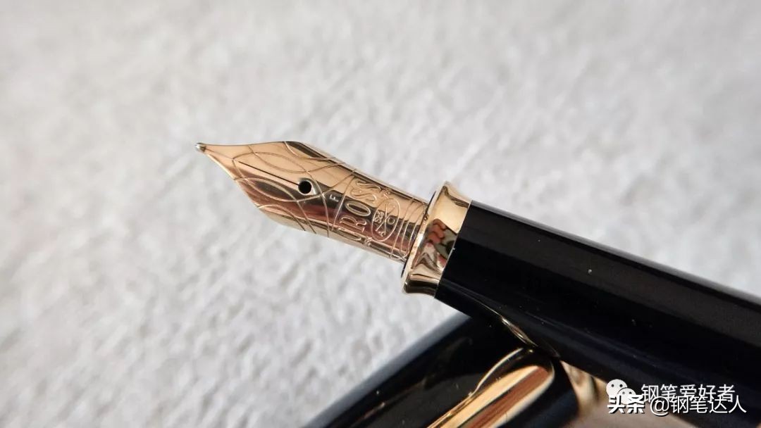 高仕Cross涛声Townsend黑珐琅18K钢笔F尖评测