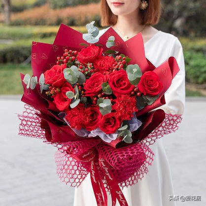 母亲节沙龙送什么花,母亲节送什么花最好最合适呢