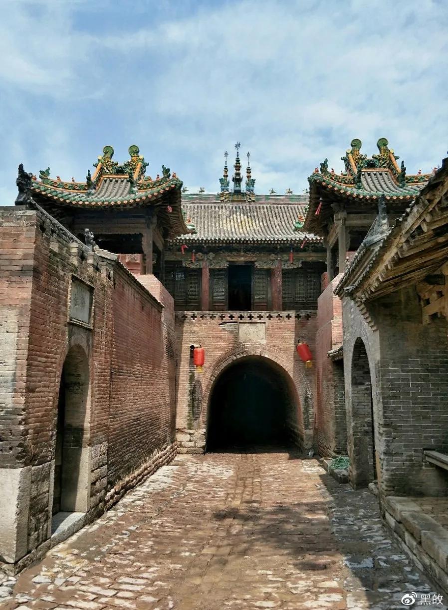 山西古建筑亭台楼阁,山西有哪些著名的古建筑可以参观