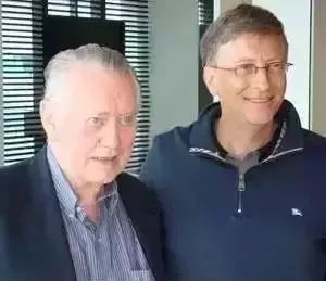 戴15元手表，租一居室，秘密捐出560亿，他真正活出了上帝的模样