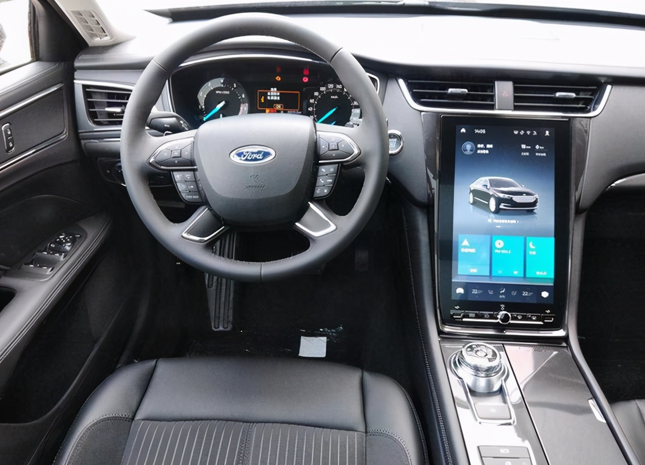 福特金牛座和别克君越到底谁好,别克君越和福特金牛座评测