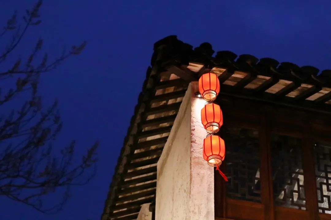 沙家浜夜游最新,常熟沙家浜景区夜色