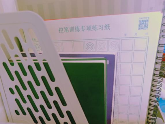 小红书写作月入5000,小红书如何写作文赚钱