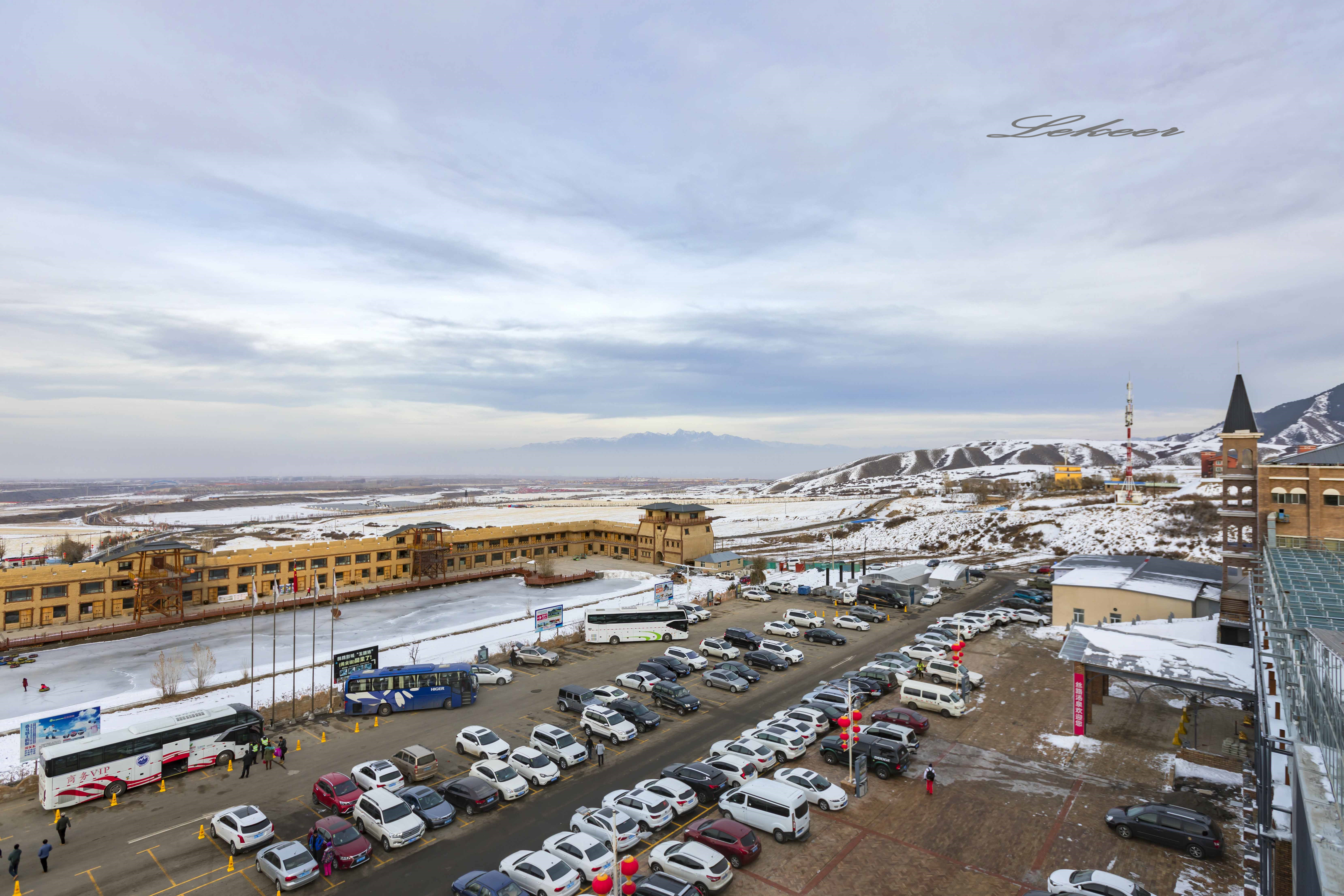 乌鲁木齐灯草沟滑雪,冰雪大世界滑雪体验