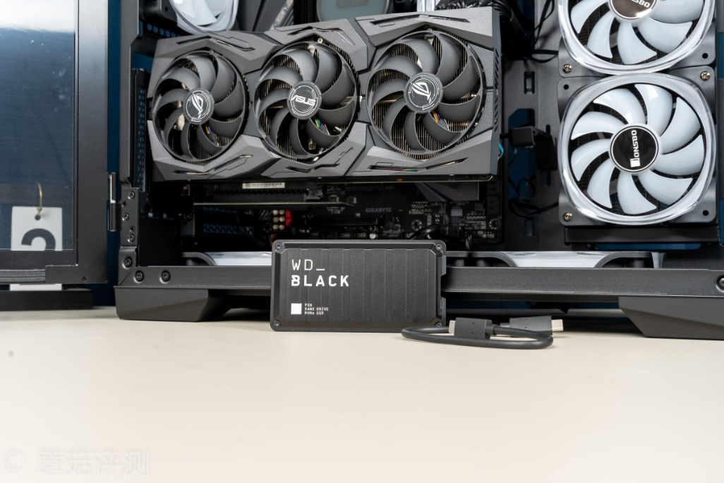 固态硬盘读取和写入速度推荐,最快移动m.2nvme固态硬盘