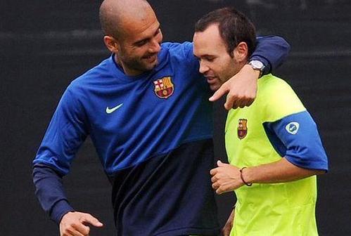 瓜迪奥拉世界第一教练,瓜迪奥拉球场比赛瞬间