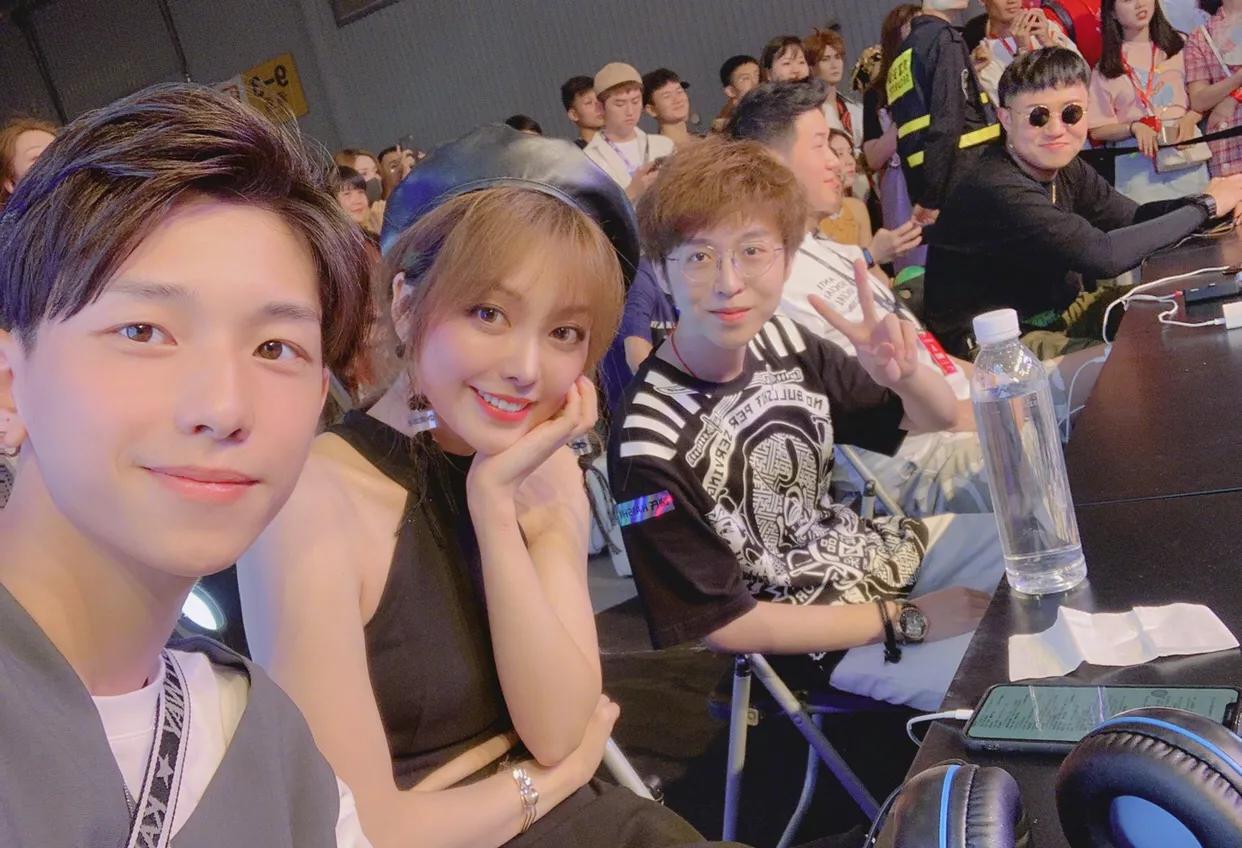 嗨氏快手,嗨氏昨晚直播