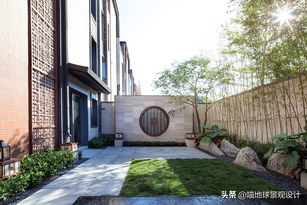 十个绝美别墅庭院墙设计,别墅边户庭院景观设计效果图