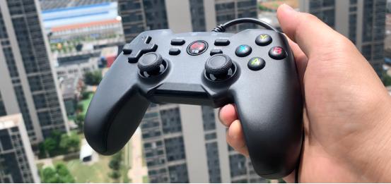 北通蝙蝠4手柄选哪个,北通蝙蝠4手柄无线版续航