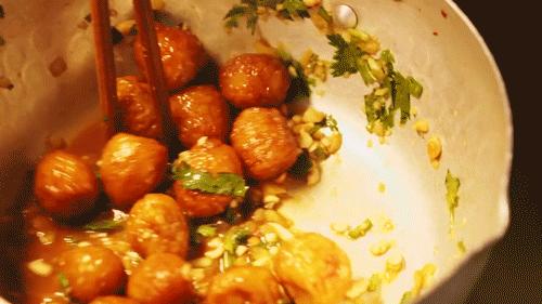 「卤林少堂主」2岁生日“虎”出新招，新品5元吃