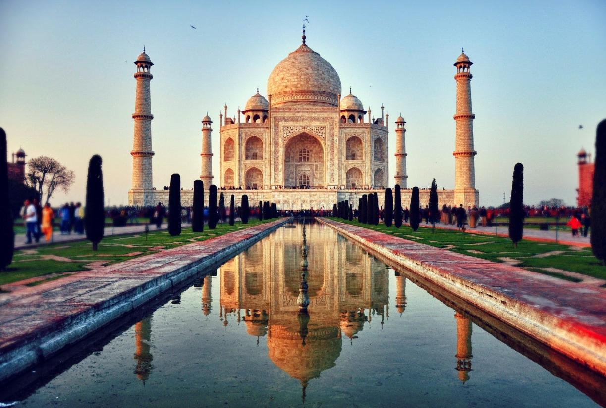 世界十大标志性建筑，除了巴黎圣母院，一座座都是人类的建筑巅峰