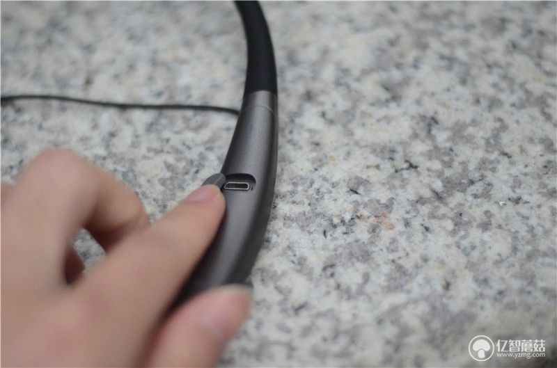 三星蓝牙耳机评测,iqoo运动蓝牙耳机测评