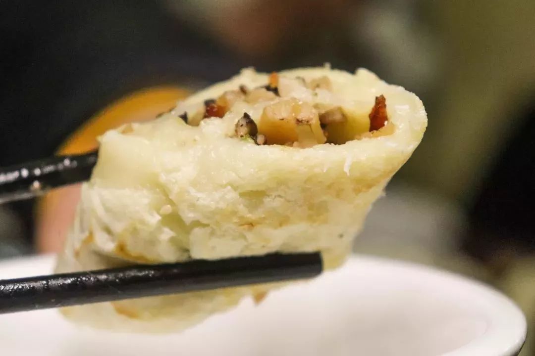 铜盘焗鸡的正宗做法,特点铜盘焗鸡