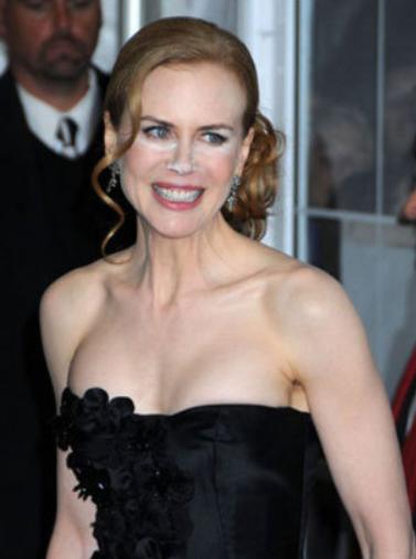 给大家推荐一个超级好用的散粉,选择一款最好用的散粉