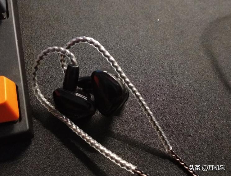 力压众多优秀HiFi产品，DX220*放播**器喜提日本专业评选No.1