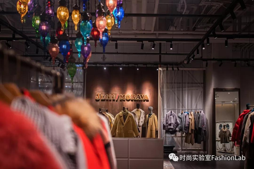 送对年终礼物是当代青年的社交核*器武**