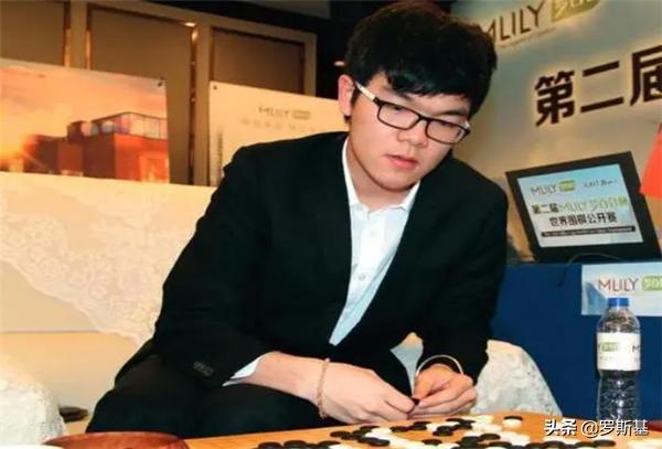 内马尔打游戏时被吓被封账号,内马尔账号steam