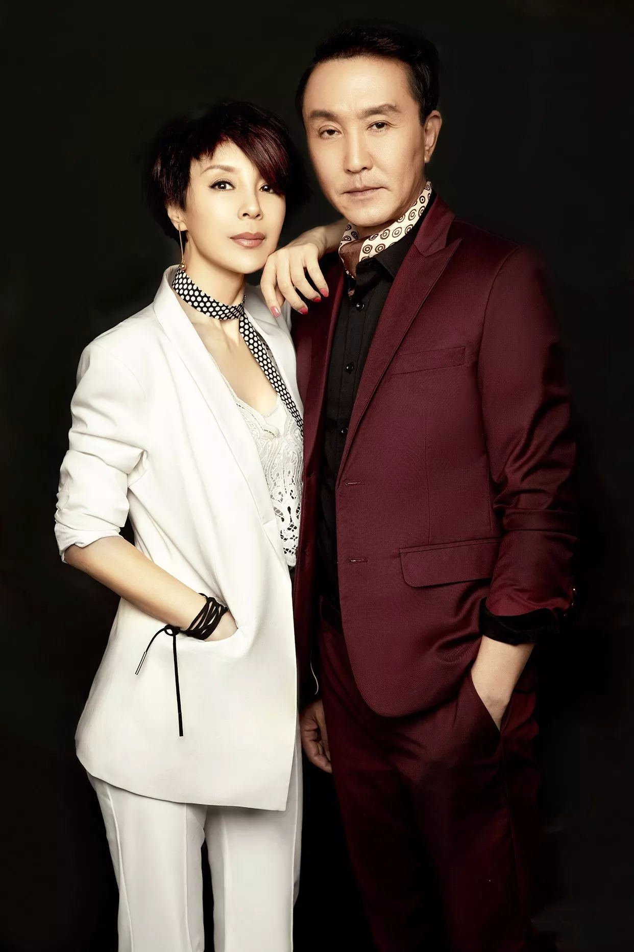 5对很幸福的明星夫妻,15对年过半百恩爱如初的明星夫妻