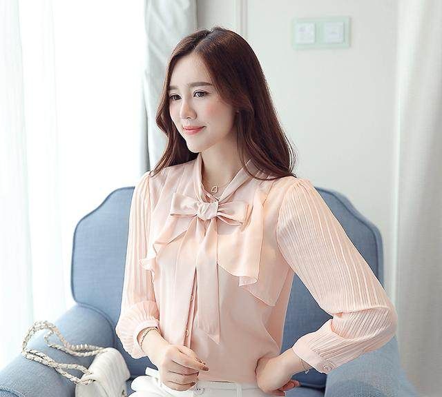 黑色雪纺衫搭配牛仔5分裤,泡泡袖雪纺衫搭配什么裤子好看