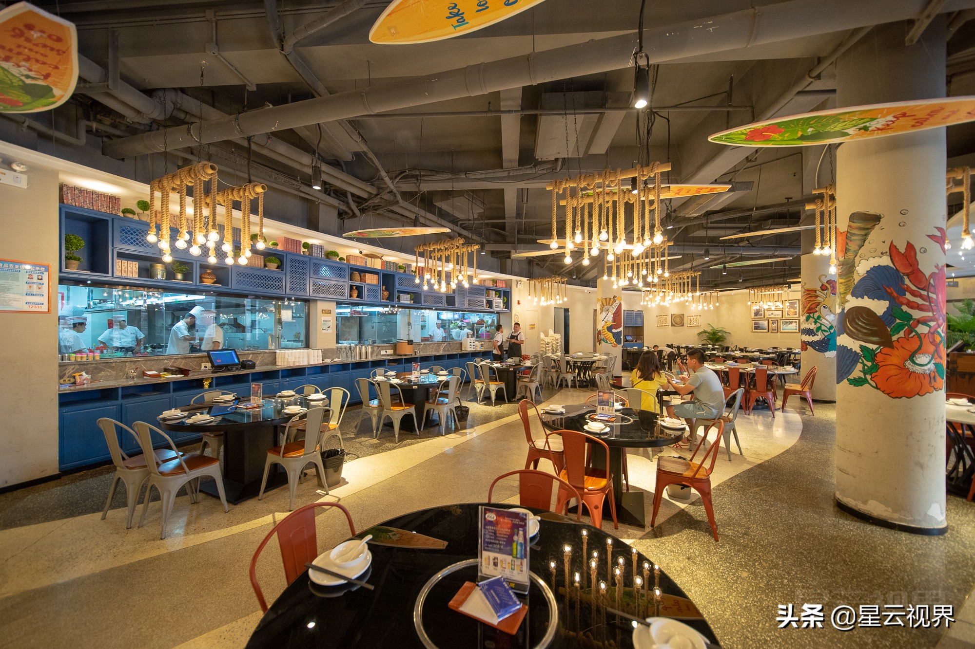 环球美食城海棠湾,三亚海棠湾的美食城