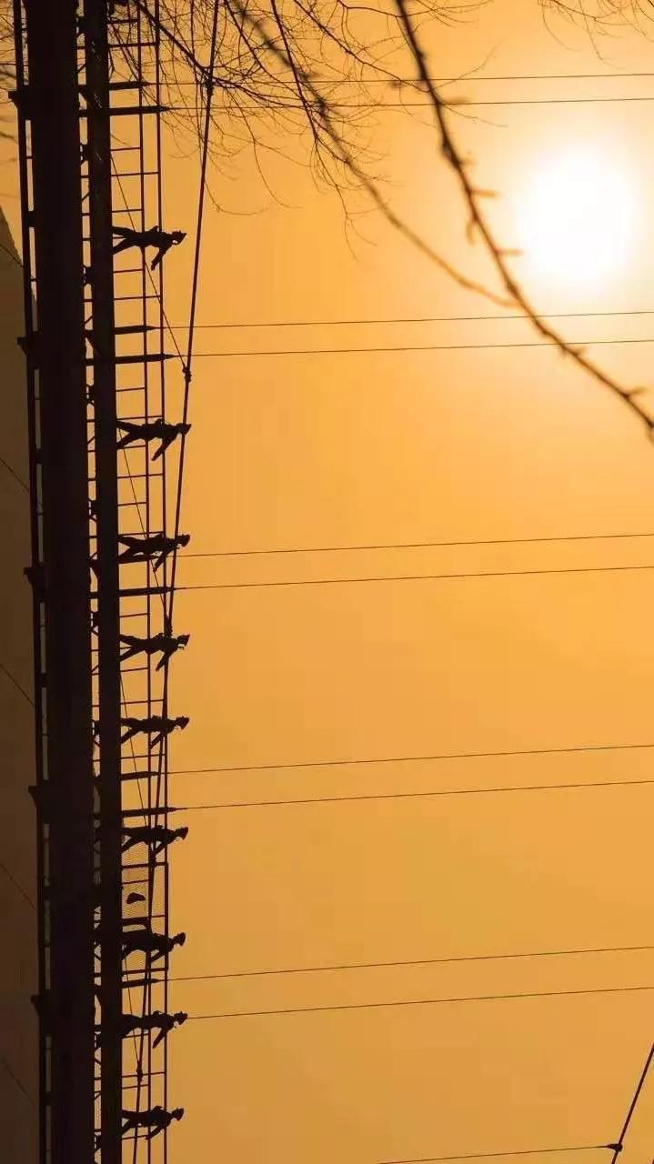 中国*警武**！是时候上头条了