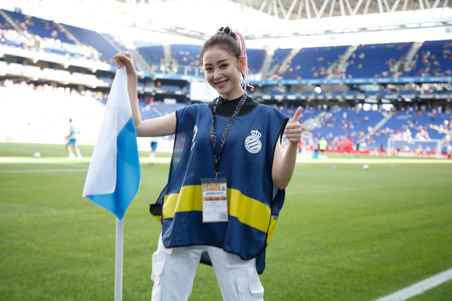 张天爱很装,张天爱超酷造型