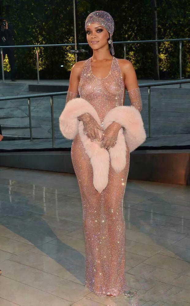 卡戴珊和施华洛世奇,卡戴珊穿施华洛世奇