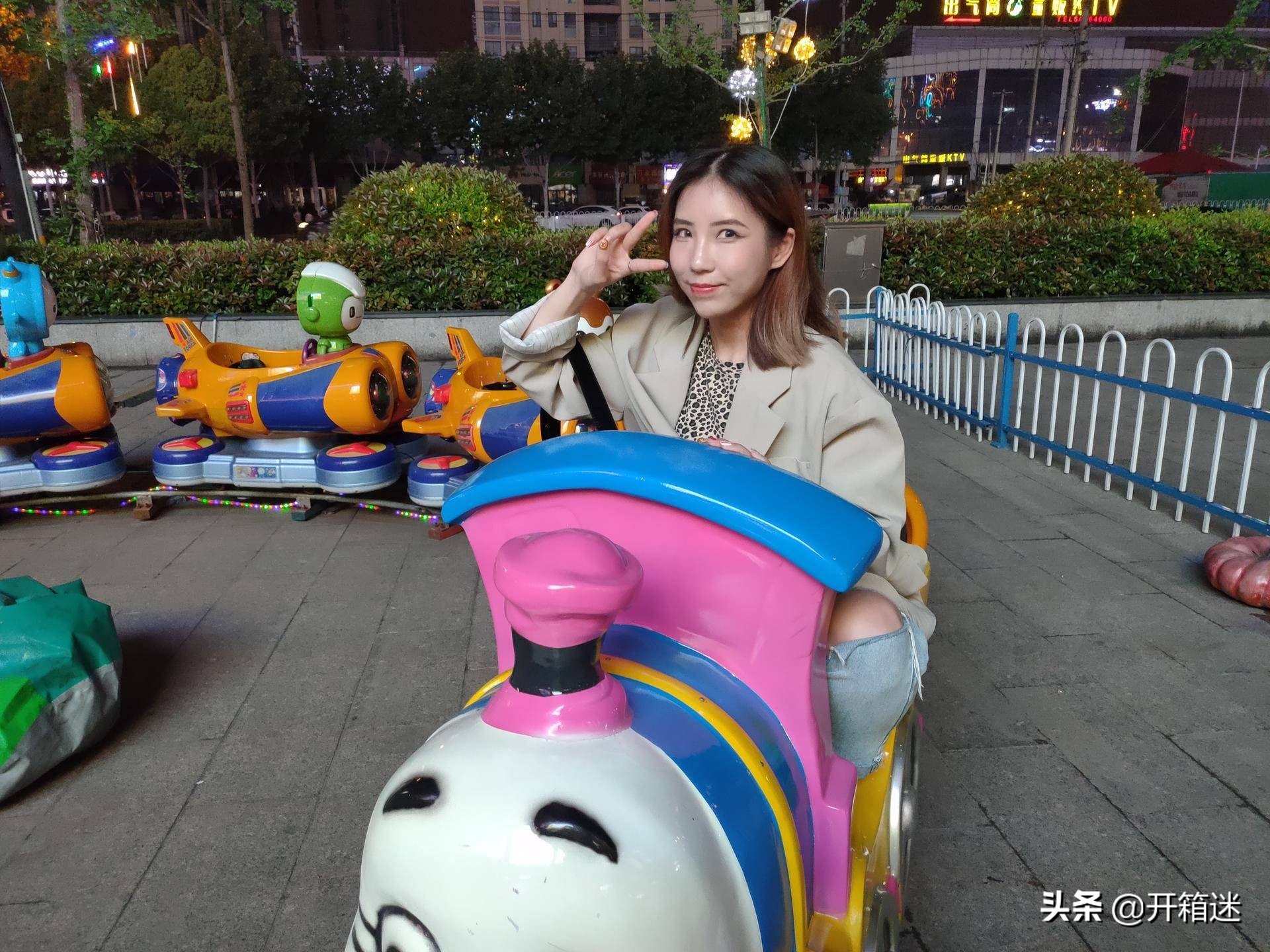 oppo2019首款新作reno标准版测评,oppo全球首款双潜望值得入手吗