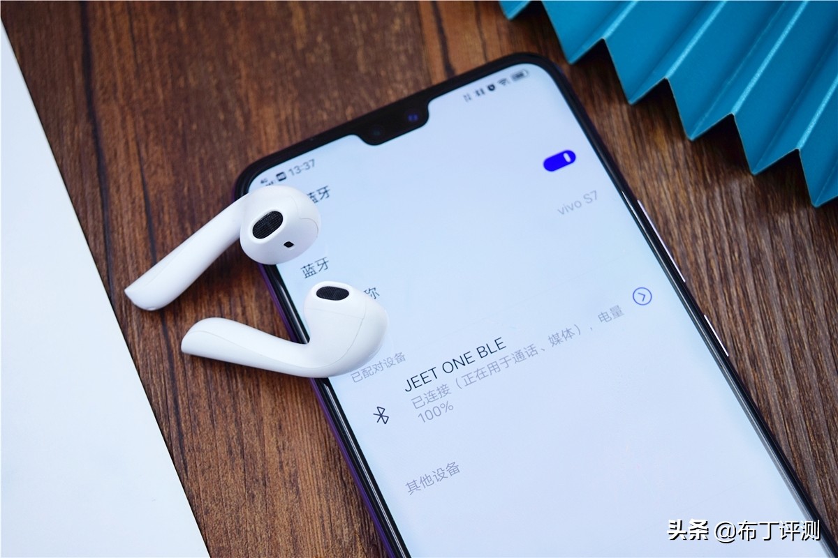jeetone蓝牙耳机低音,jeetone深度评测