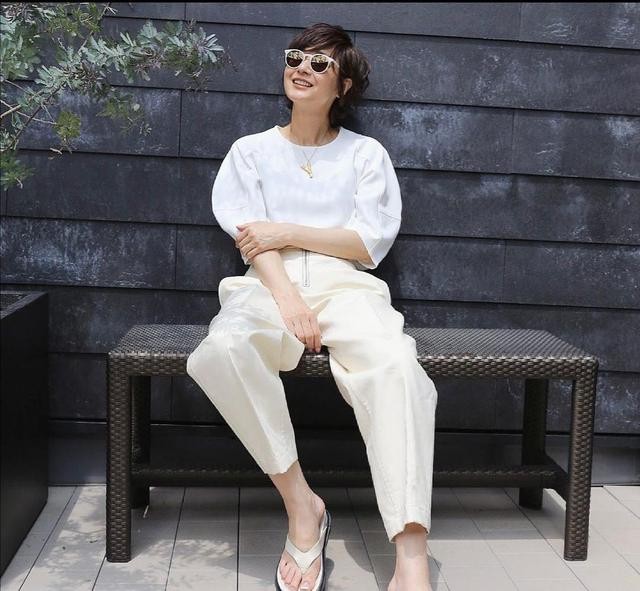 30多岁穿什么面料显气质高级,五十岁女人秋天穿什么面料好