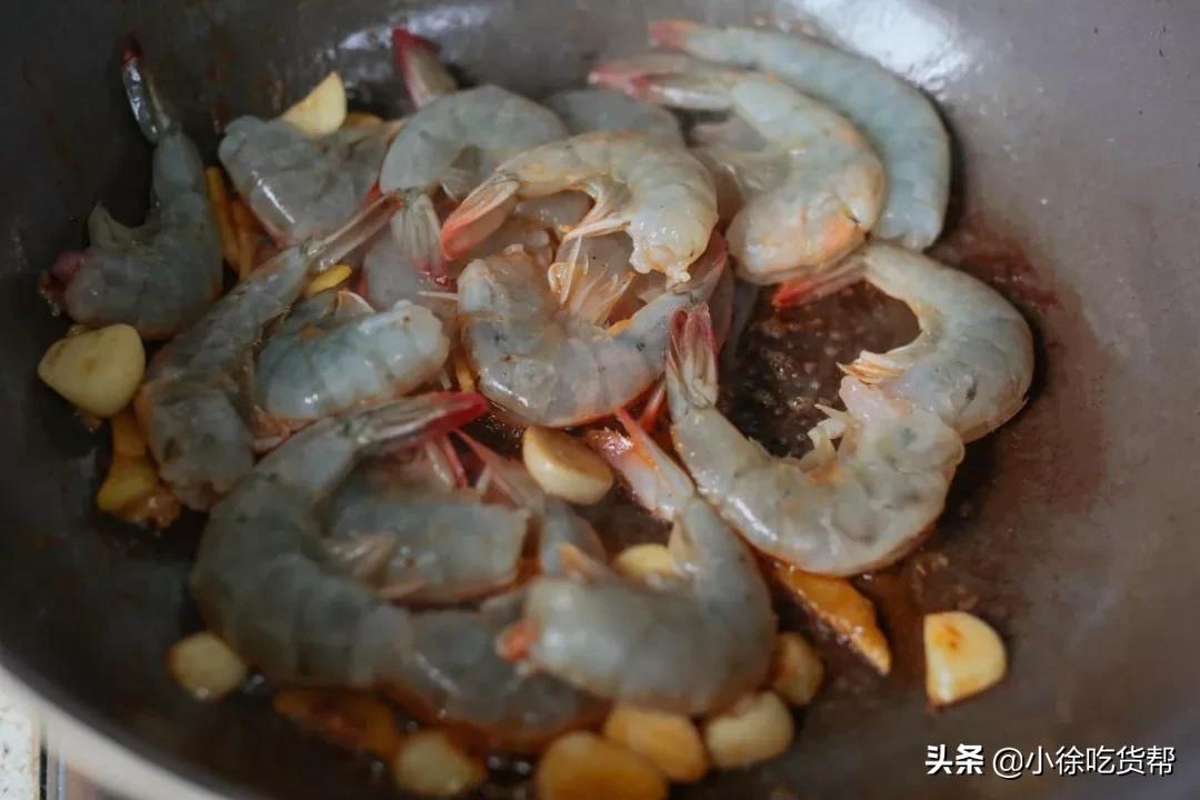 糖醋基围虾炒藕,糖醋基围虾