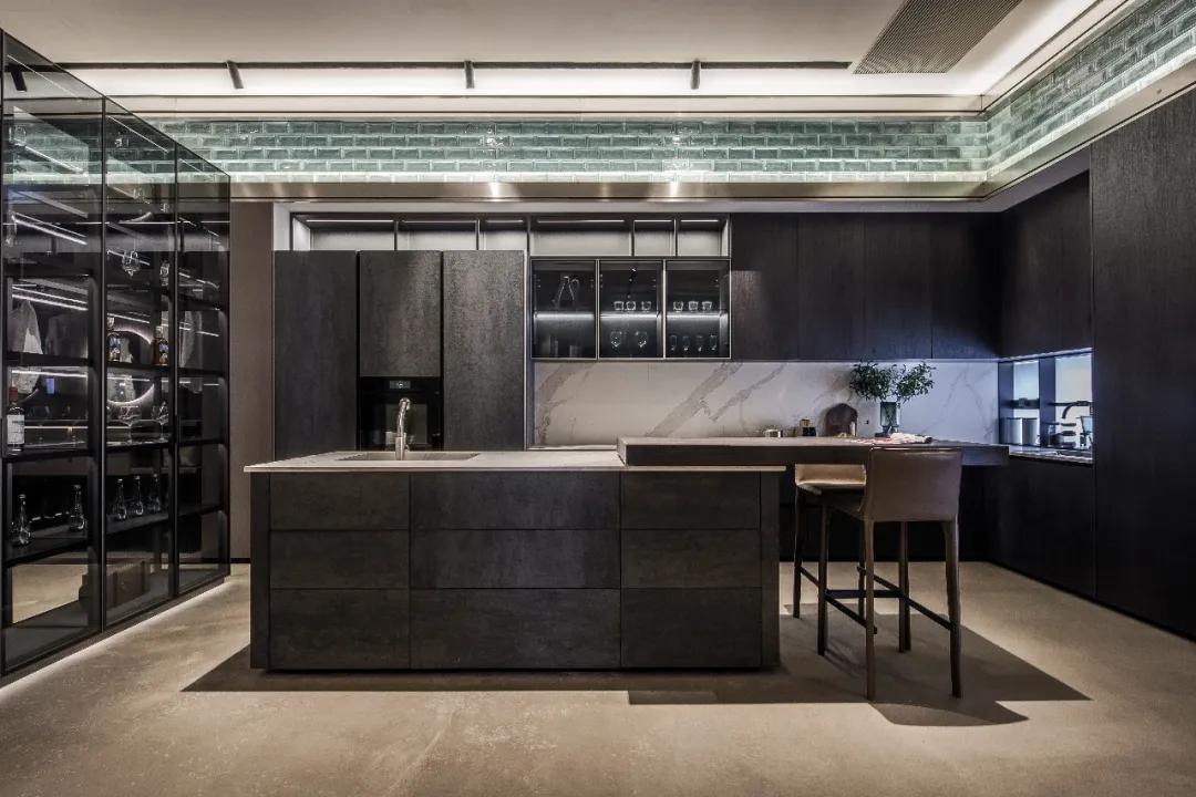 李忠光设计——516㎡广州旗舰馆设计