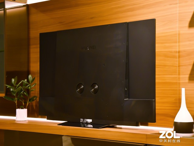 普通大屏电视与华为智慧屏怎么选,华为的智慧屏和电视的区别