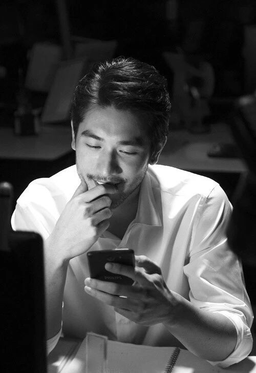 2019花痴大赏：今年是谁，承包了迷妹们的荷尔蒙？