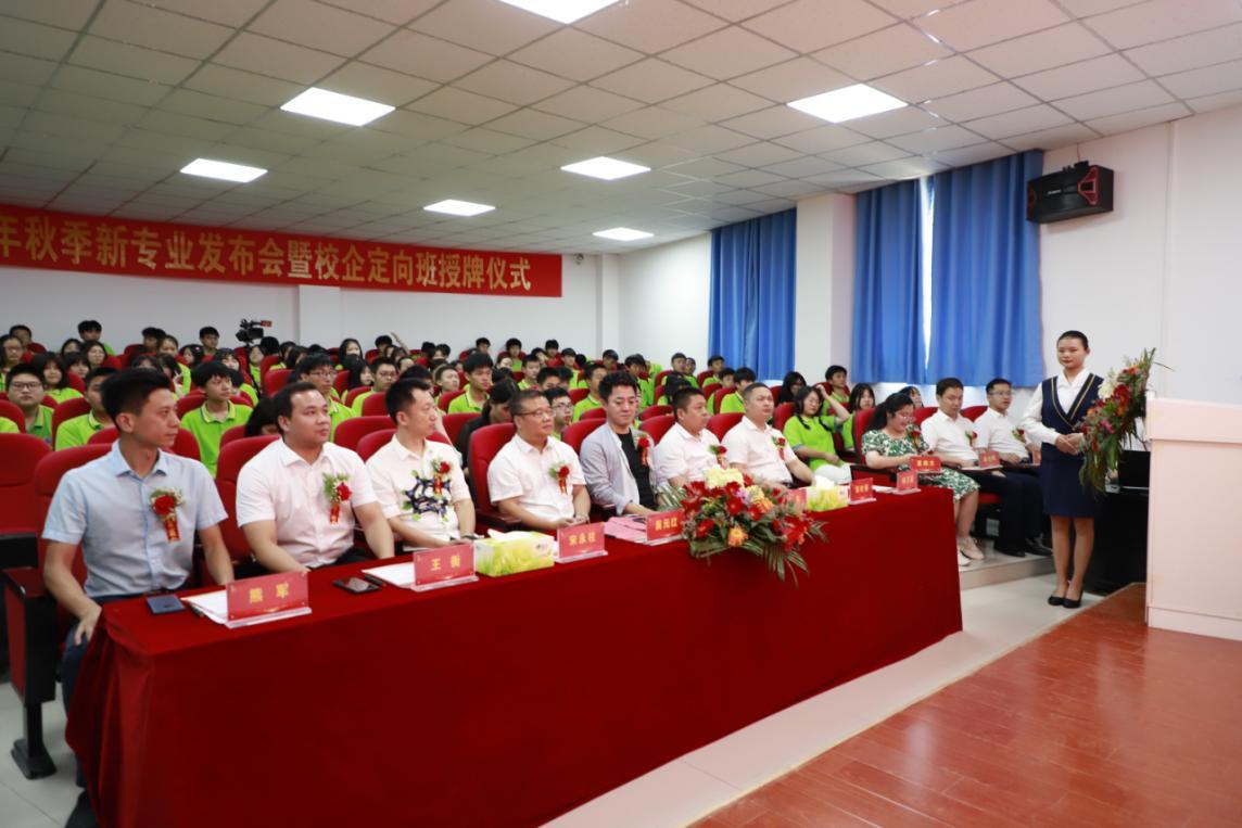 江西新华电脑学院介绍,江西新华电脑学院专业