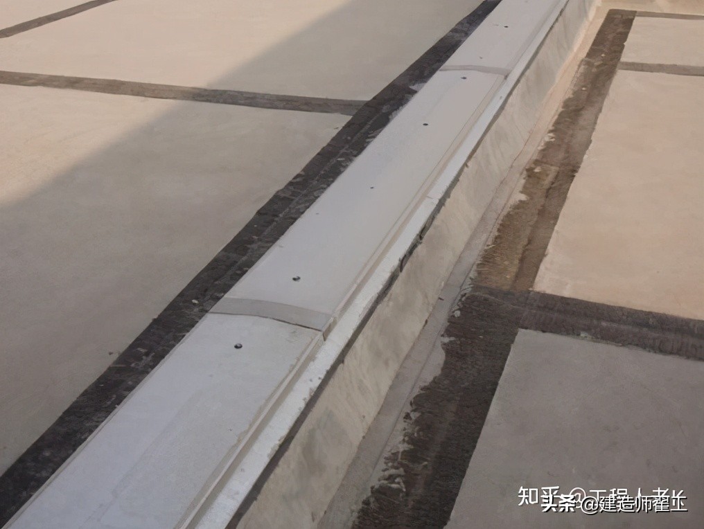 屋面建筑防水施工步骤教程,工程建筑屋面防水施工步骤教程
