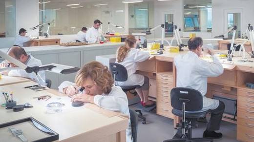 保修最长的手表,手表保修期内选哪一种保养