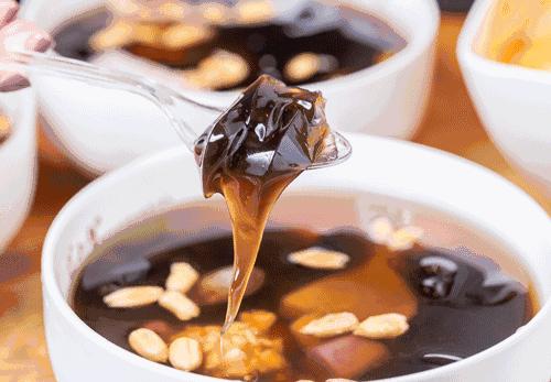 椰汁西米龟苓膏的正宗做法,龟苓膏芋圆西米露糖水制作方法