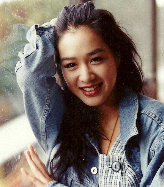 钟丽缇混血大女儿近照曝光,钟丽缇大女儿晒美照身材不输妈妈