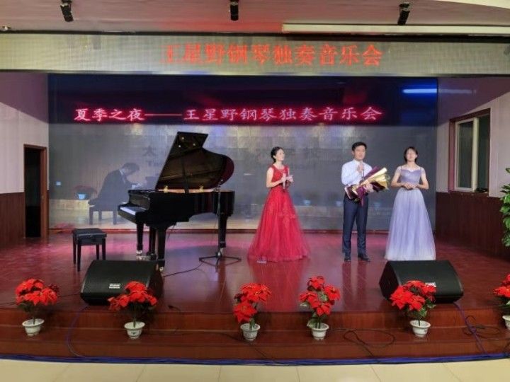 走进音乐，让歌声成为知己——尖草坪一中2019级新生军训文艺表演