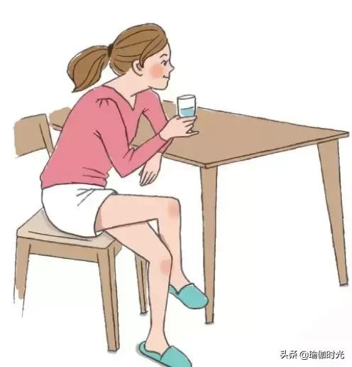 晚上睡觉什么姿势改善体型,几个动作改善体型