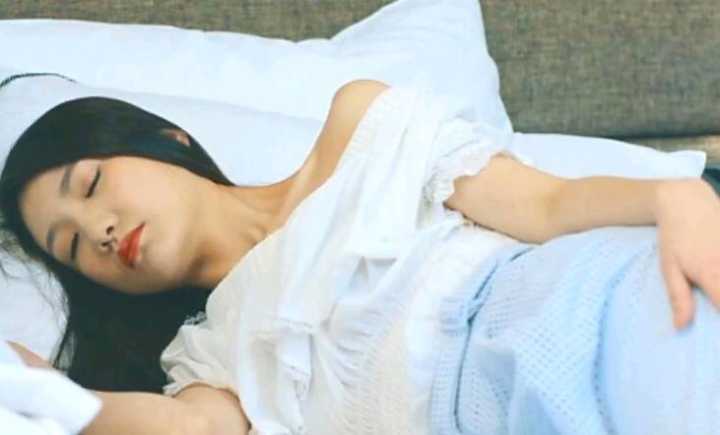 凶宅试睡员上万工资,试睡员一个月挣多少钱