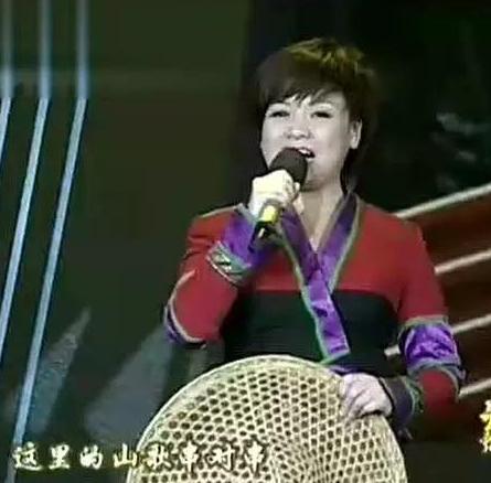 李琼出道1998青歌赛决赛现场,李琼参加青歌赛获奖完整版