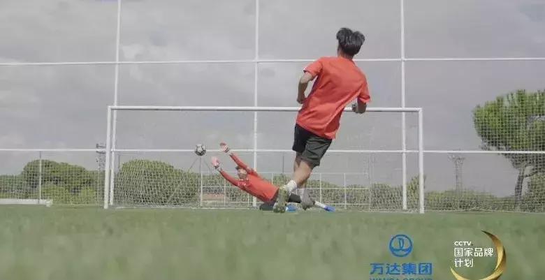 万达商管引资600亿,青训队选梅西还是c罗