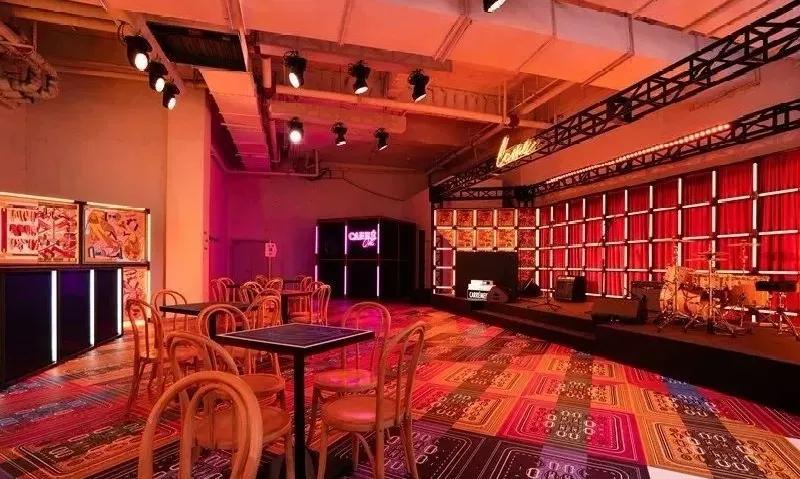 最喜欢的一条爱马仕丝巾,时尚必备独特设计的基础丝巾推荐