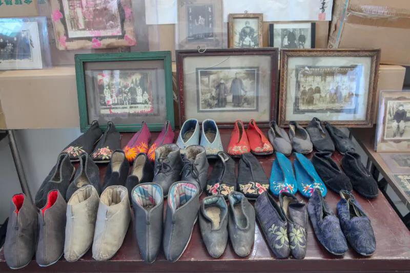 ＂三寸金莲＂到底有多小，见到弓鞋后会不相信自己的眼睛